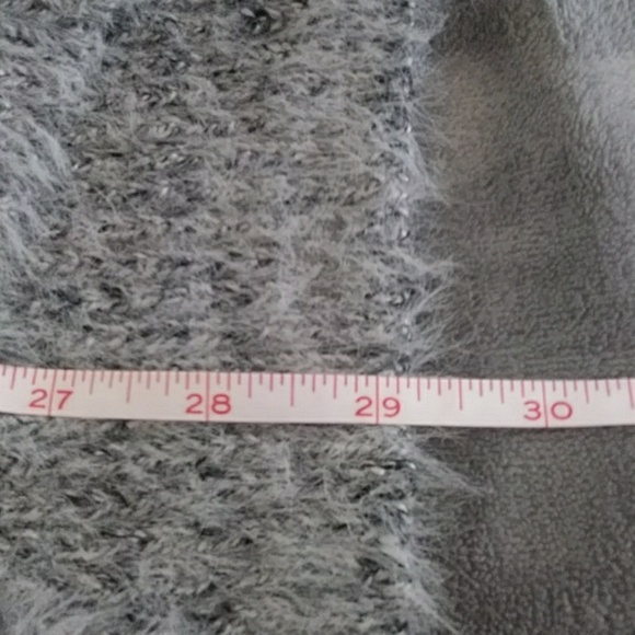 ❌SOLD❌NWT. Oversized Cardigan. - Picture 5 of 8